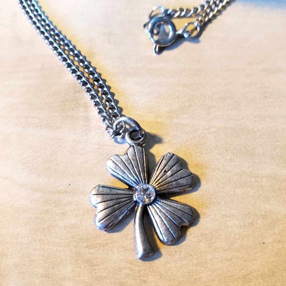 Four Leaf Clover Necklace ☘